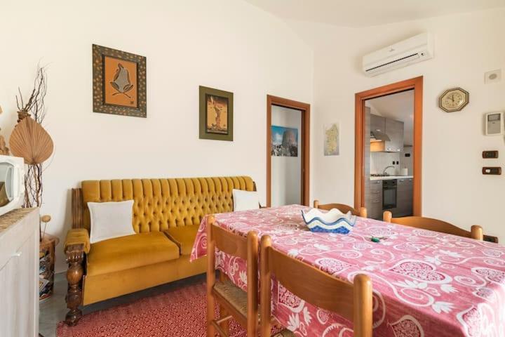 Casa Vacanze Nuraghe Talia 奥尔梅多 外观 照片